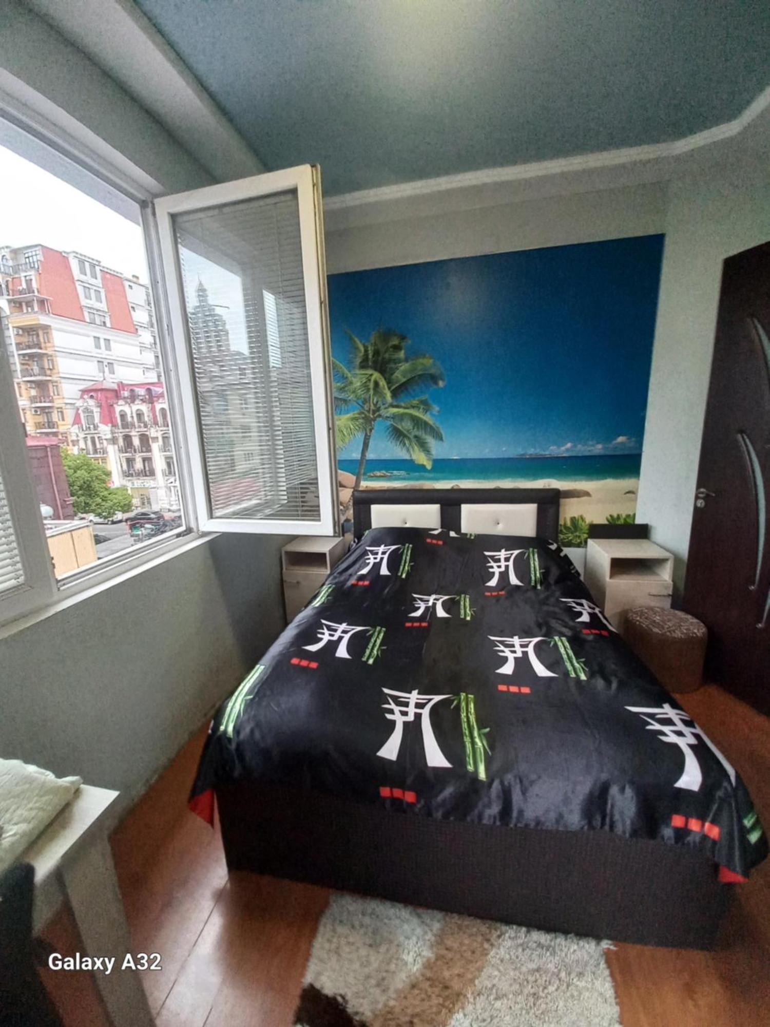 у приморского парка Apartament